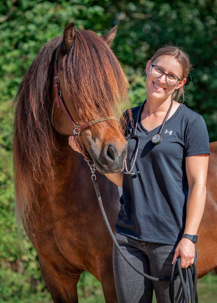 mobile Pferdetierärztin Ronja Ebbers in Viersen, Heinsberg, Mönchengladbach